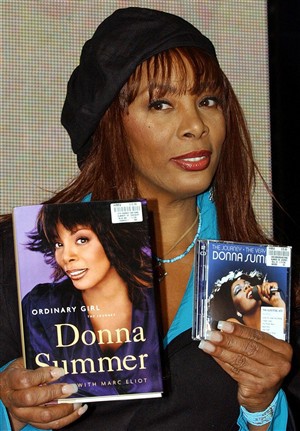 Morreu a cantora Donna Summer